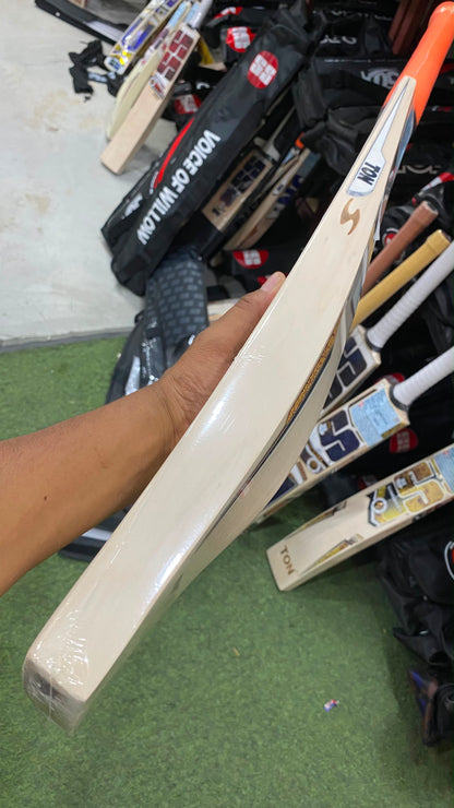 Ton Abhishek Sharma Player Cricket Bat (2lb 8oz)