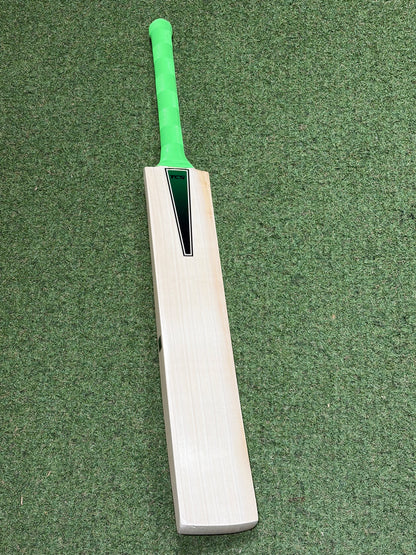 TCS Vibe Harrow Size Junior Cricket Bat (2lb 5oz)