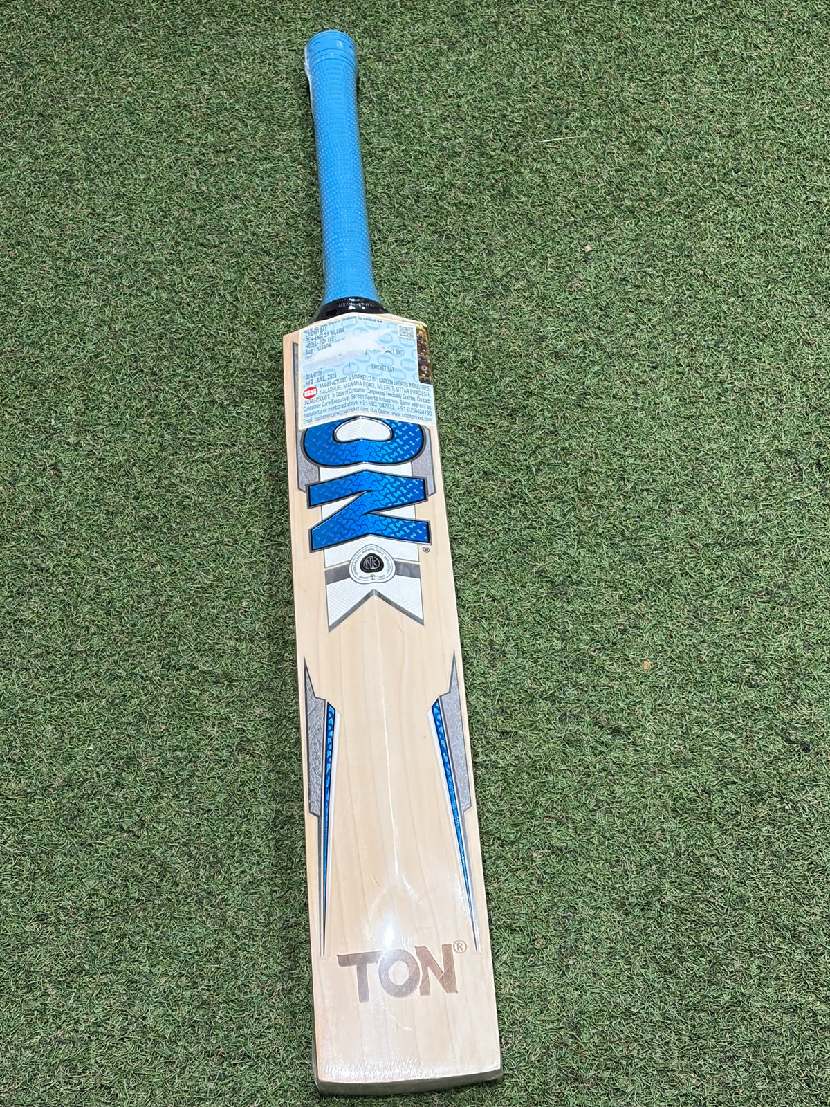 SS Ton Elite Harrow Junior Cricket Bat (2lb 6oz)