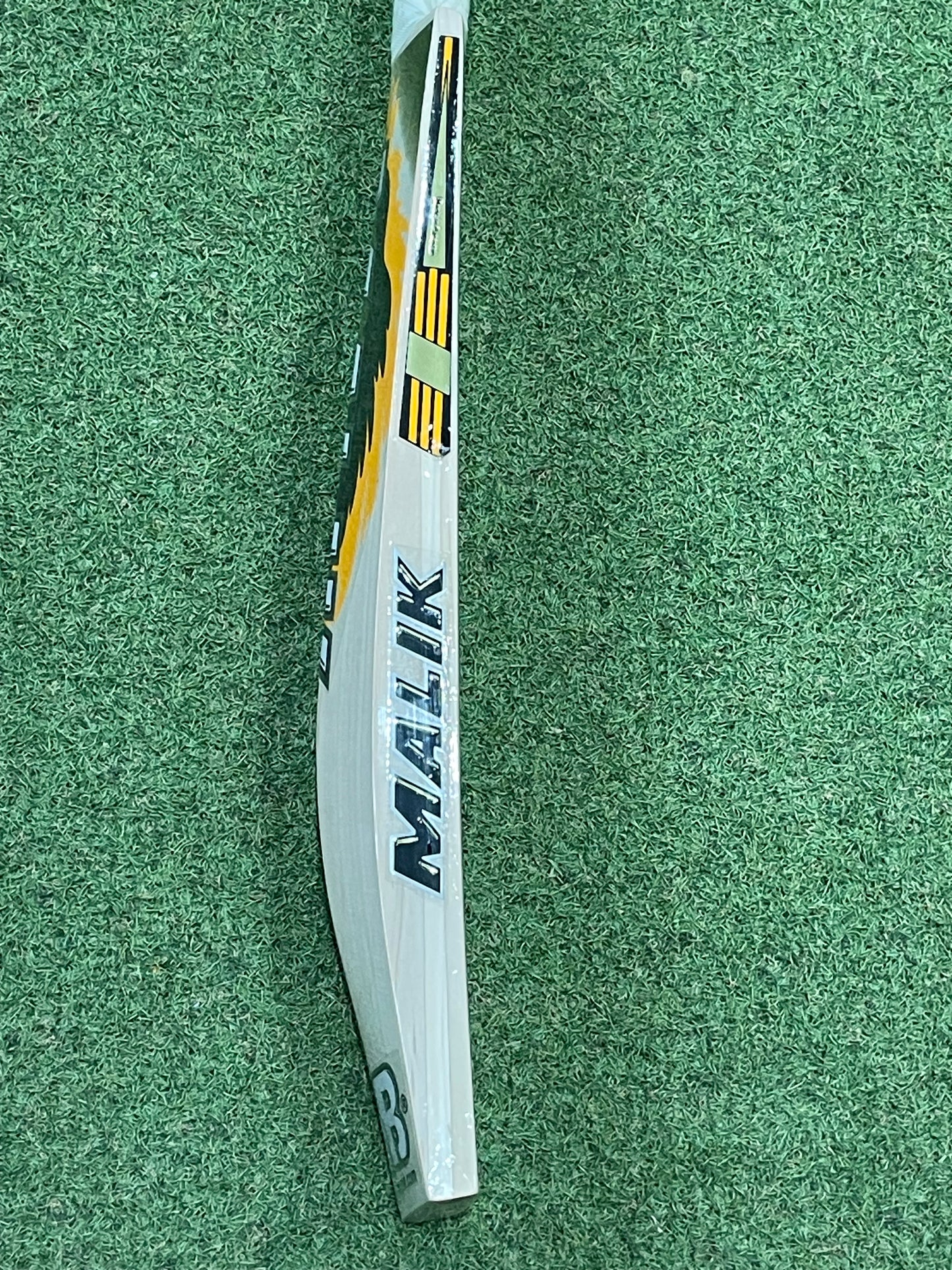 MB Malik Bubber Sher Laminate (Double Wood) Cricket Bat (2lb 9oz)