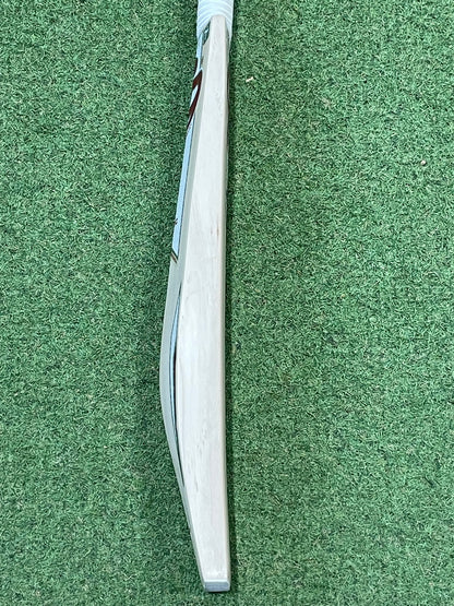 CP Epic Grade 2 Cricket Bat (2lb 10oz)