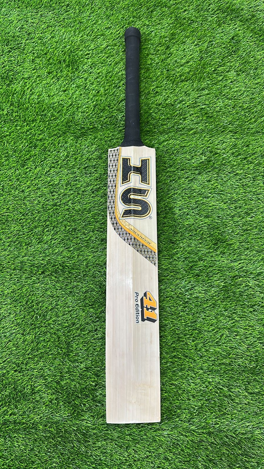 HS 41 Pro Edition Cricket Bat (2lb 10oz)