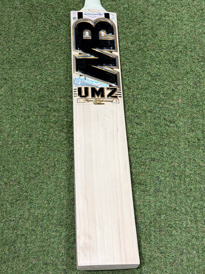 MB Malik Super Professional Edition Cricket Bat (2lb 8oz)