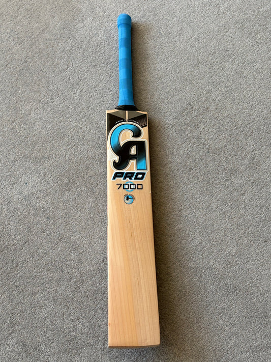 CA Pro 7000 Cricket Bat (2lb 8oz)