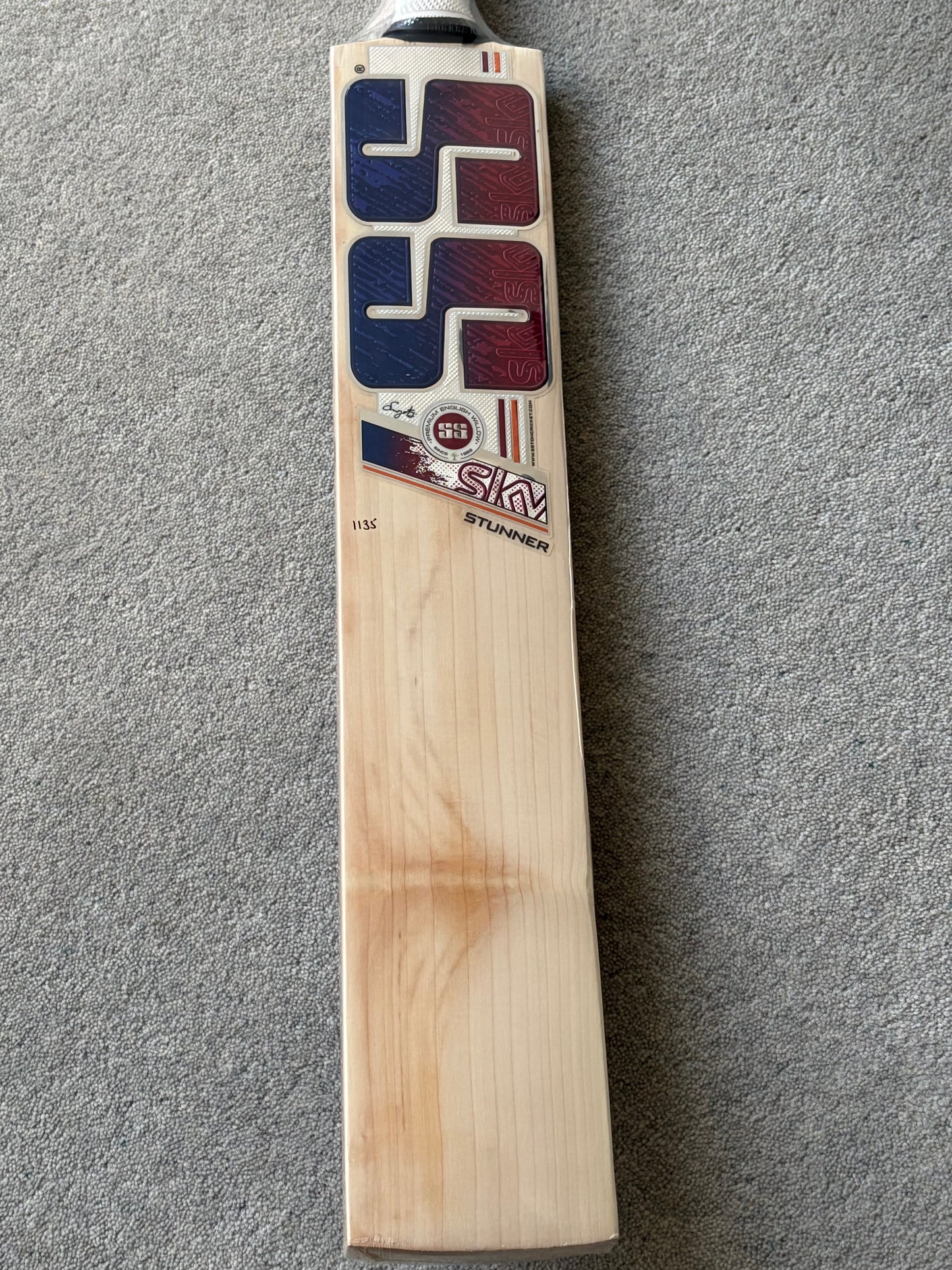 SS Ton Sky Stunner Cricket Bat (2lb 8oz)