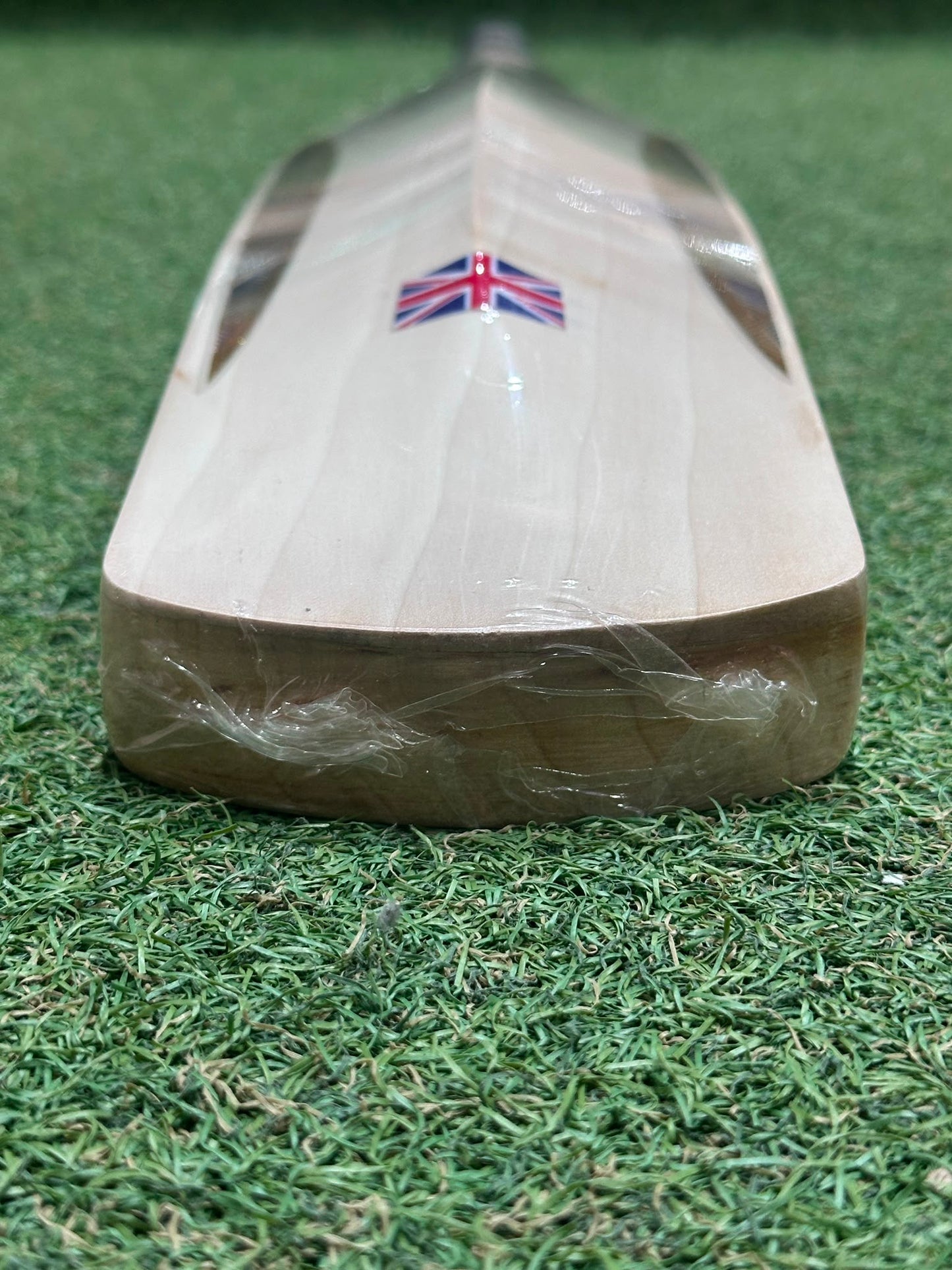 MIDS Players Laminate (Double Wood) Cricket Bat (2lb 9oz)