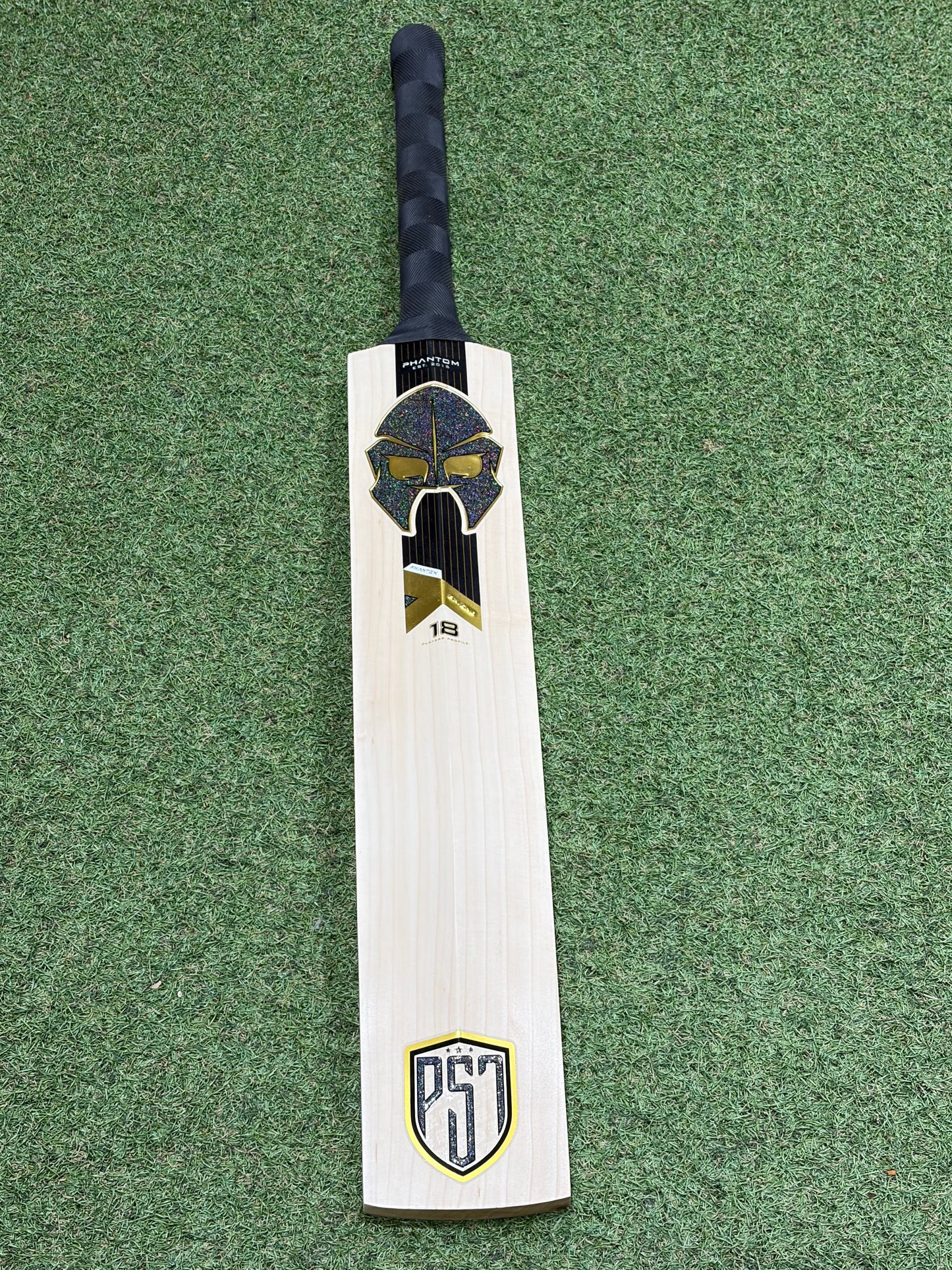 Phantom PS7 VK18 Custom Cricket Bat (2lb 10oz)