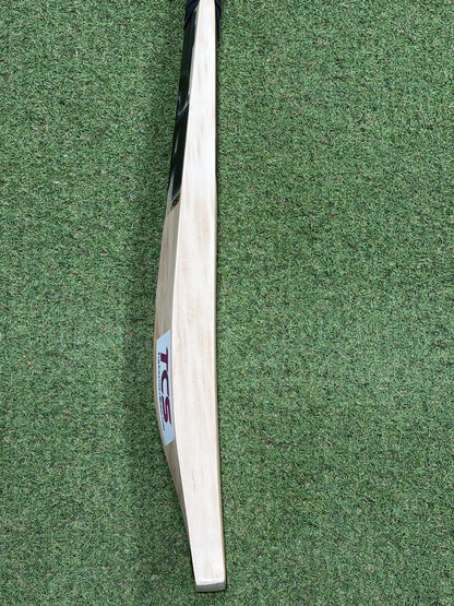 CA Blackout Butterfly Cricket Bat (2lb 10oz)