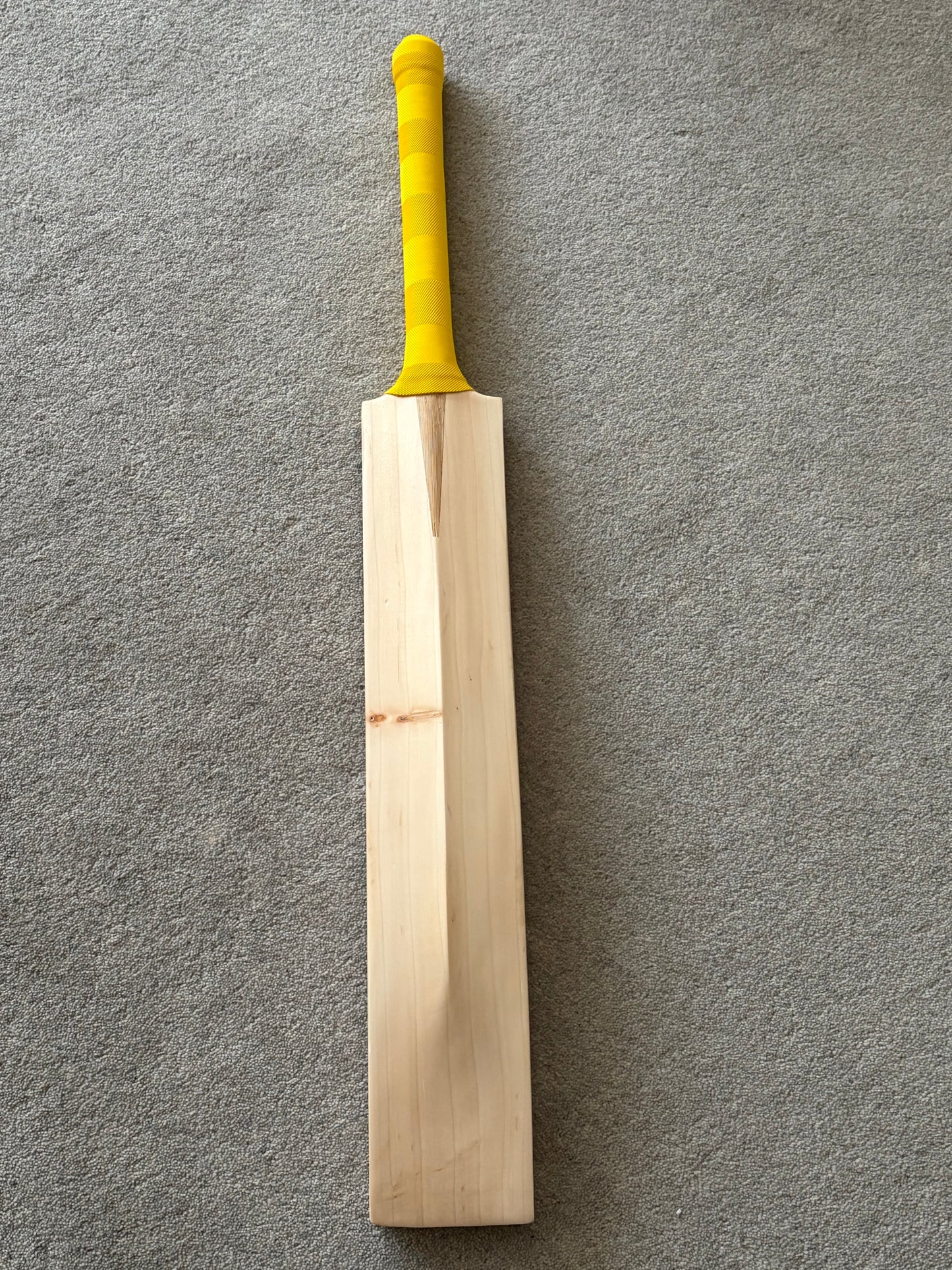 CA Plain Customised Cricket Bat (2lb 7oz)