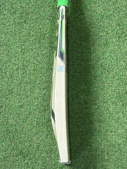 CA BA56 Harrow Junior Cricket Bat (2lb 4oz)