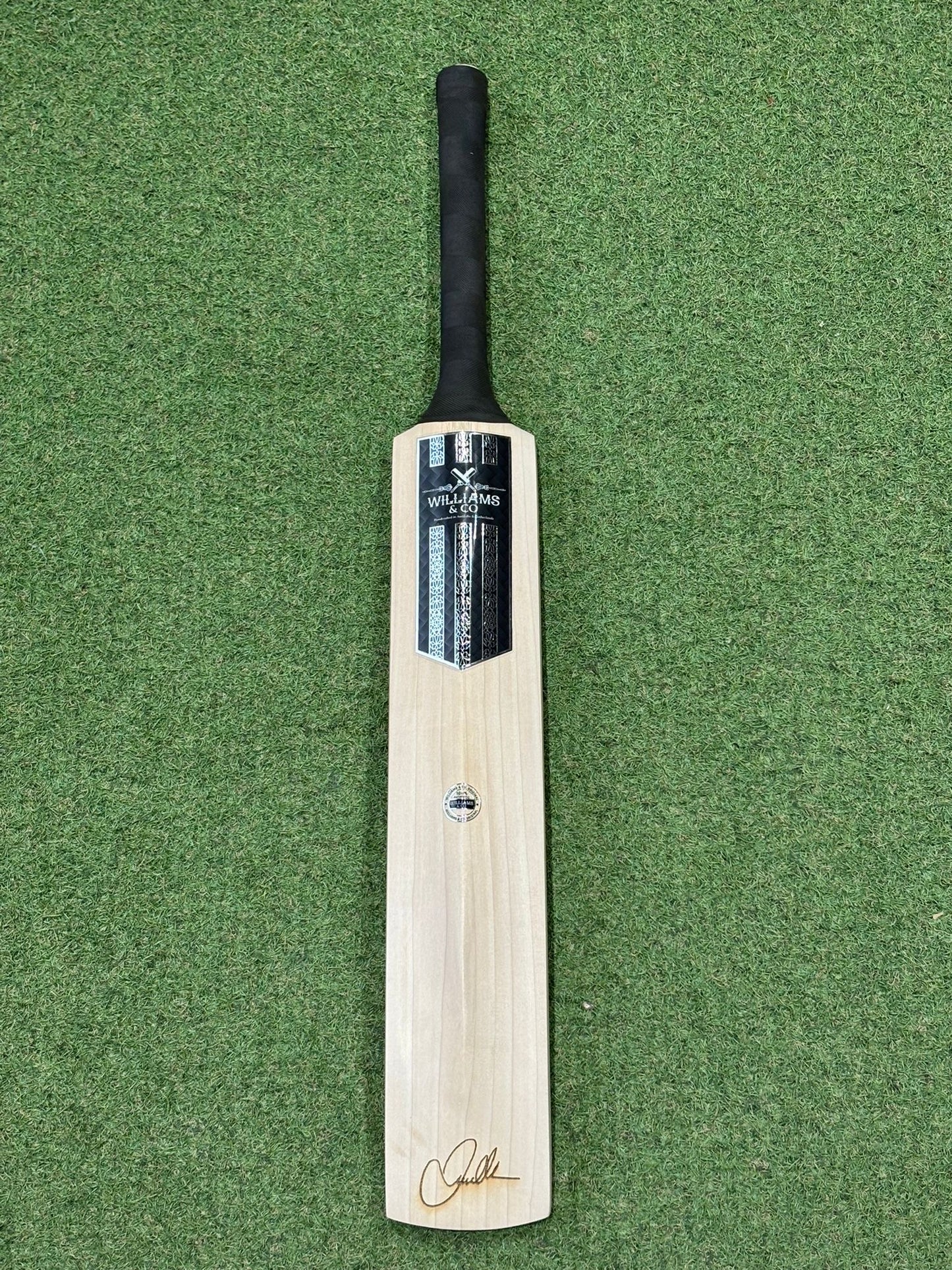 Williams And Co Makers Run Cricket Bat (2lb 9oz)