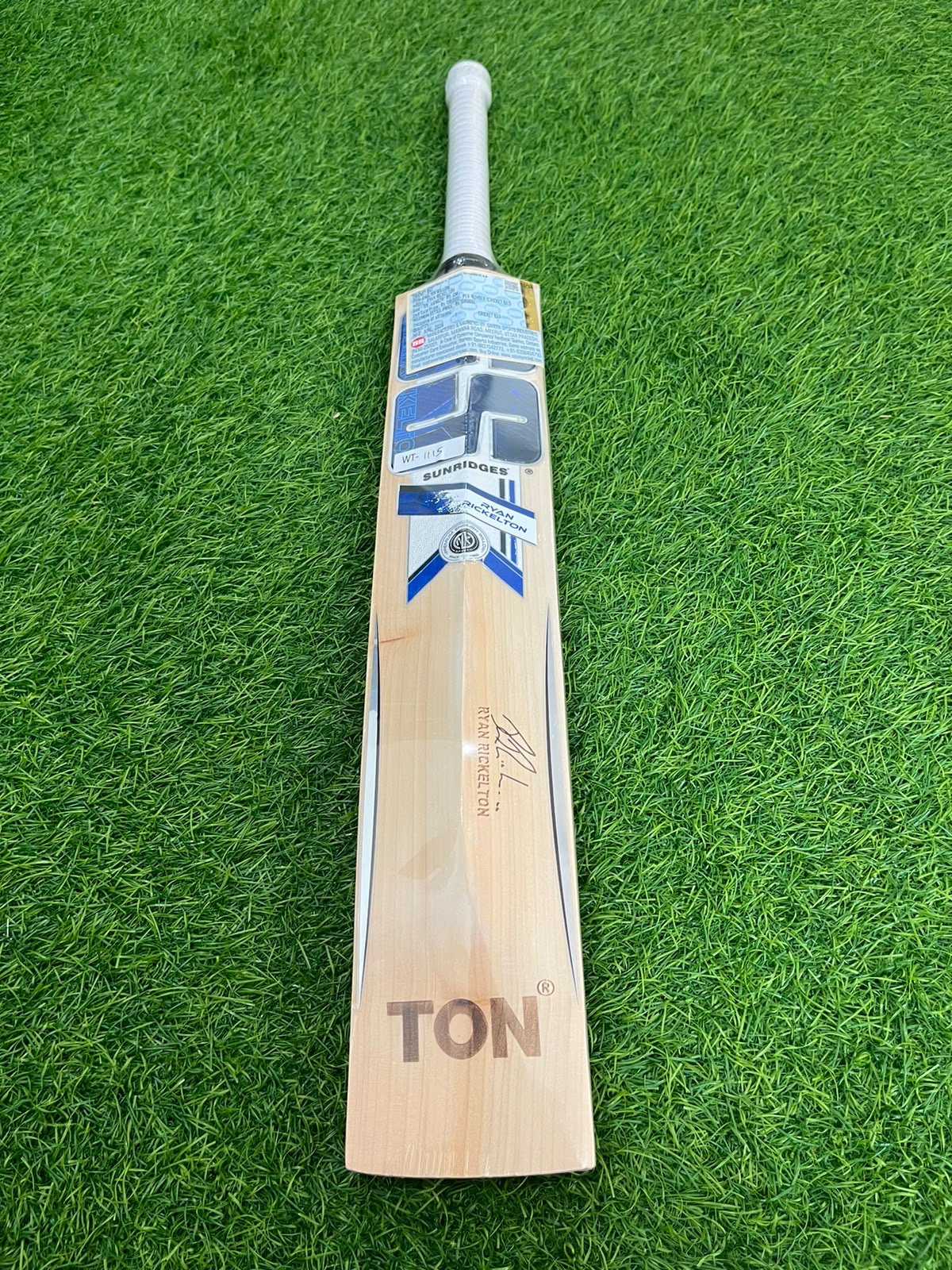 SS Ton Ryan Rickleton Player Cricket Bat (2lb 7oz)
