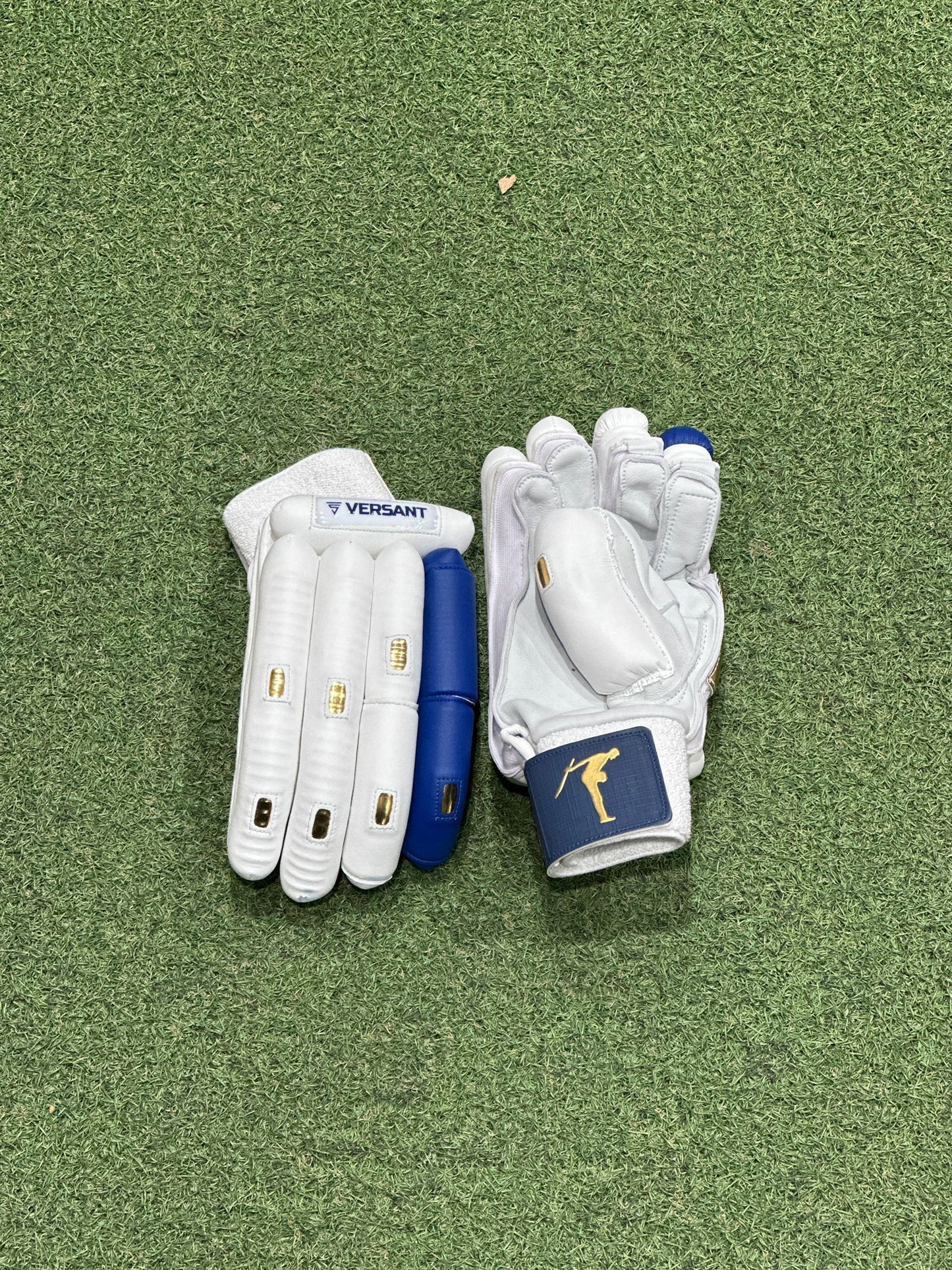 Versant Showman Glory Special Edition Batting Gloves
