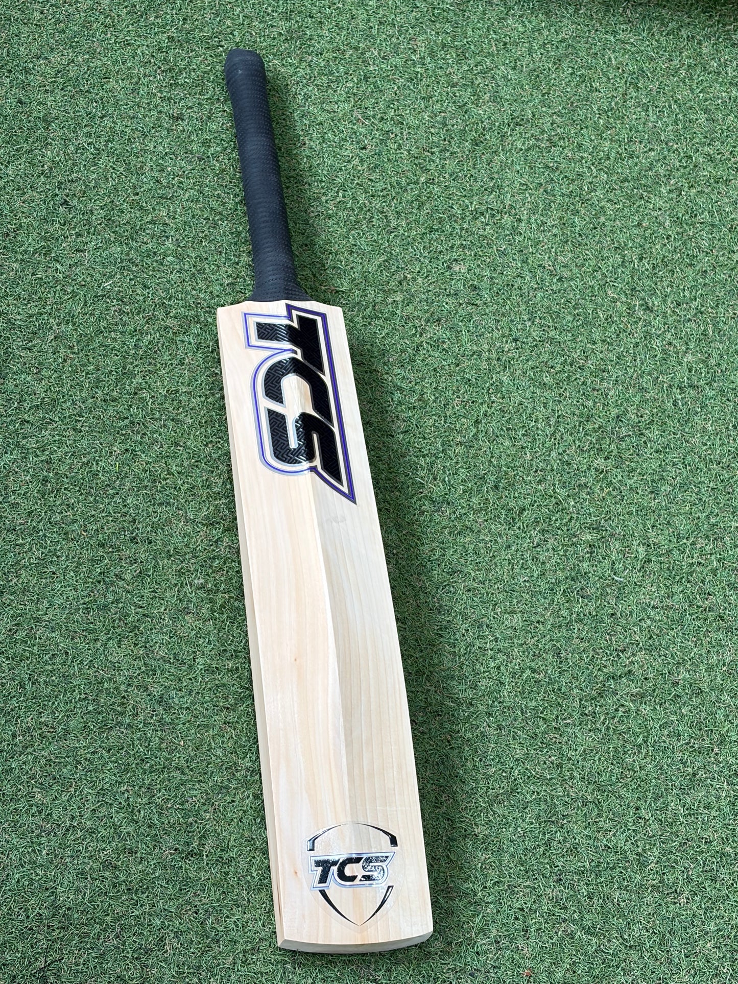 TCS Special Edition Cricket Bat (2lb 10oz)