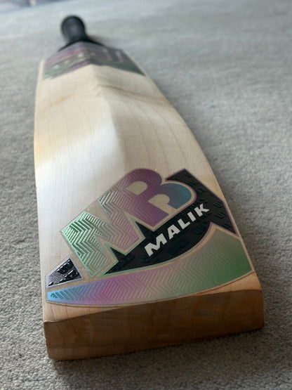 MB Malik UMZ Players Cricket Bat (2lb 9oz)