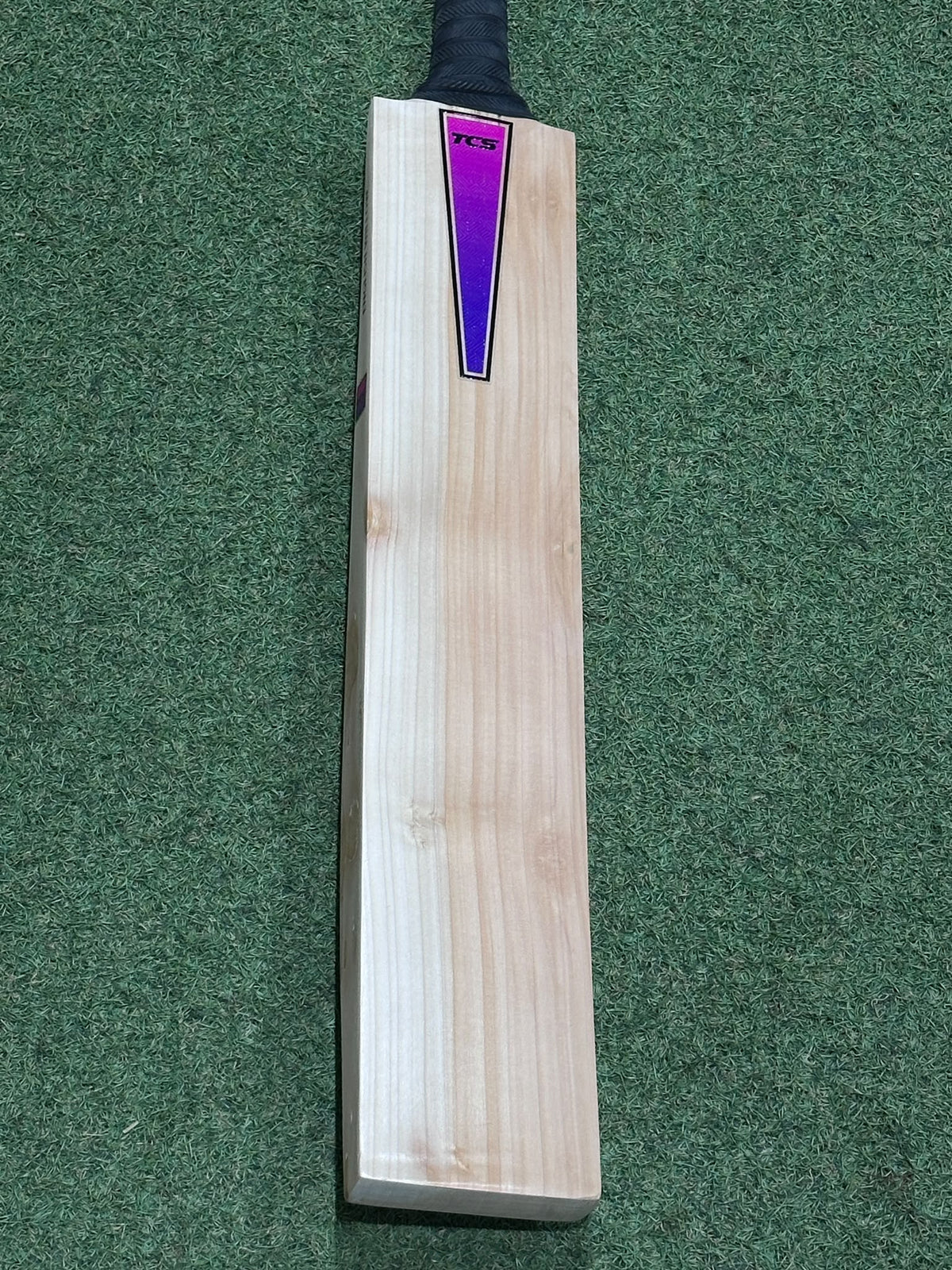 TCS Vibe Butterfly Cricket Bat (2lb 10oz)