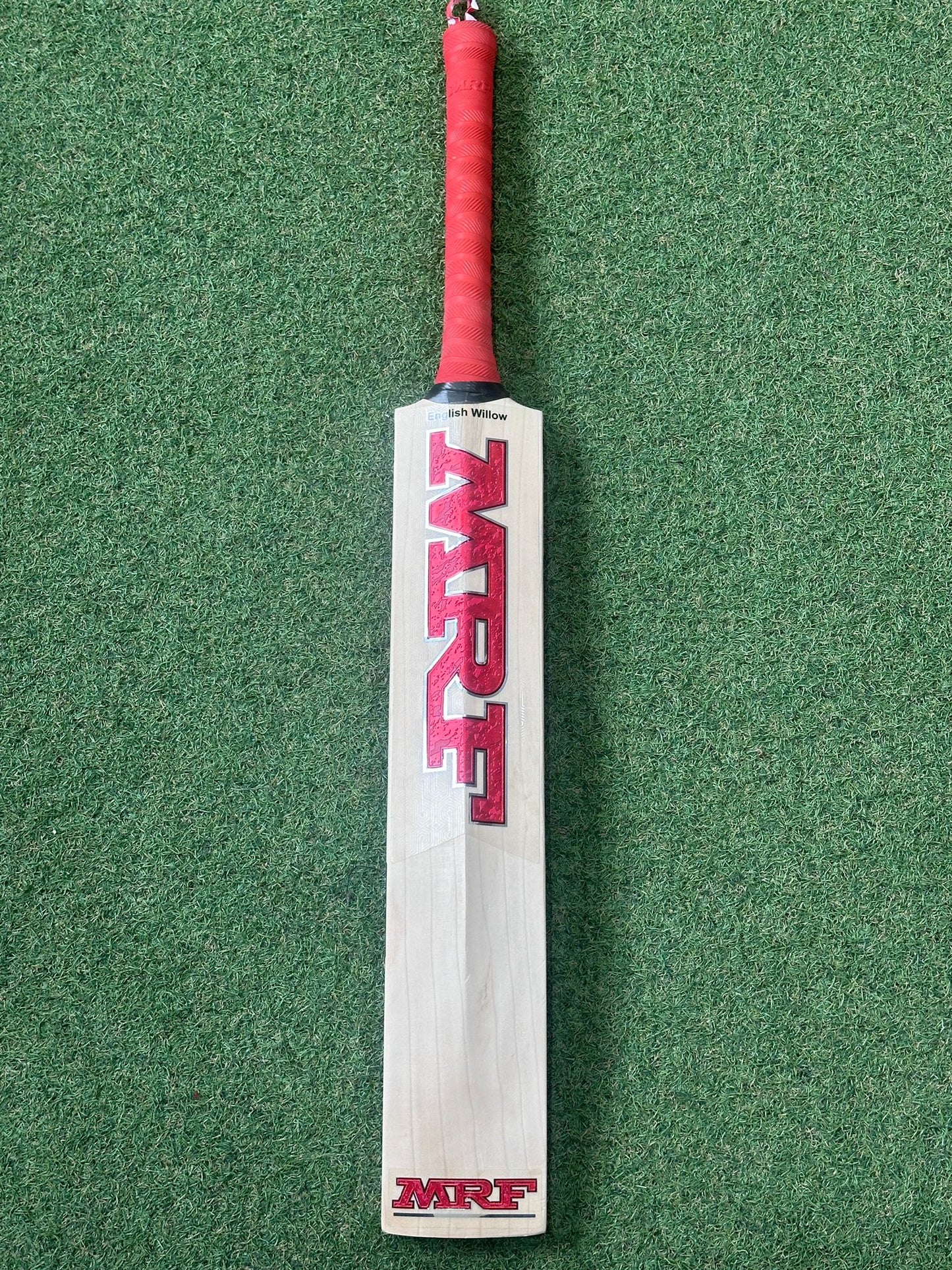 MRF VK Grand Edition Junior Harrow Size Cricket Bat (2lb 2oz)