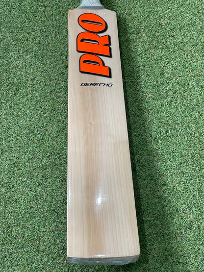 Protos Derecho Cricket Bat (2lb 9oz)