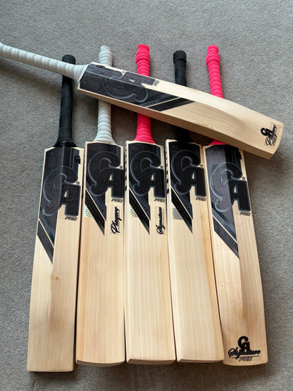 CA Pro Blackout Players Cricket Bat (2lb 10oz)