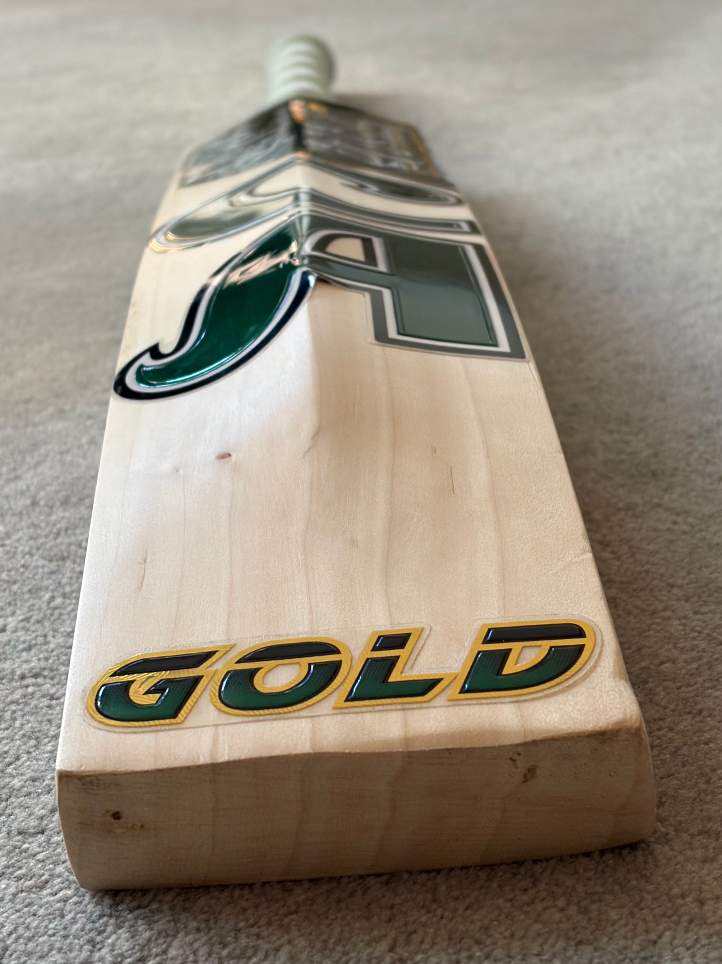 CA Gold 15000 Cricket Bat (2lb 6oz)