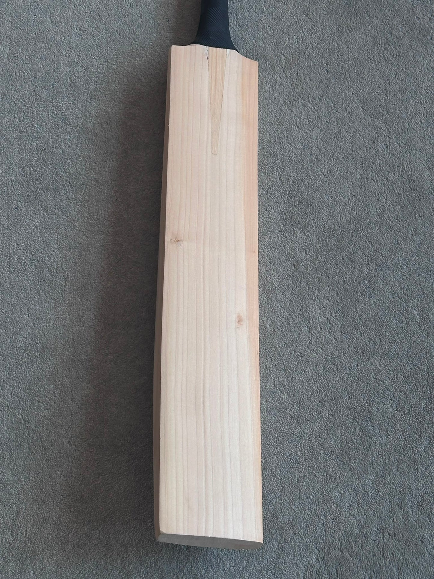 Plain Laminate Cricket Bat (2lb 8oz)