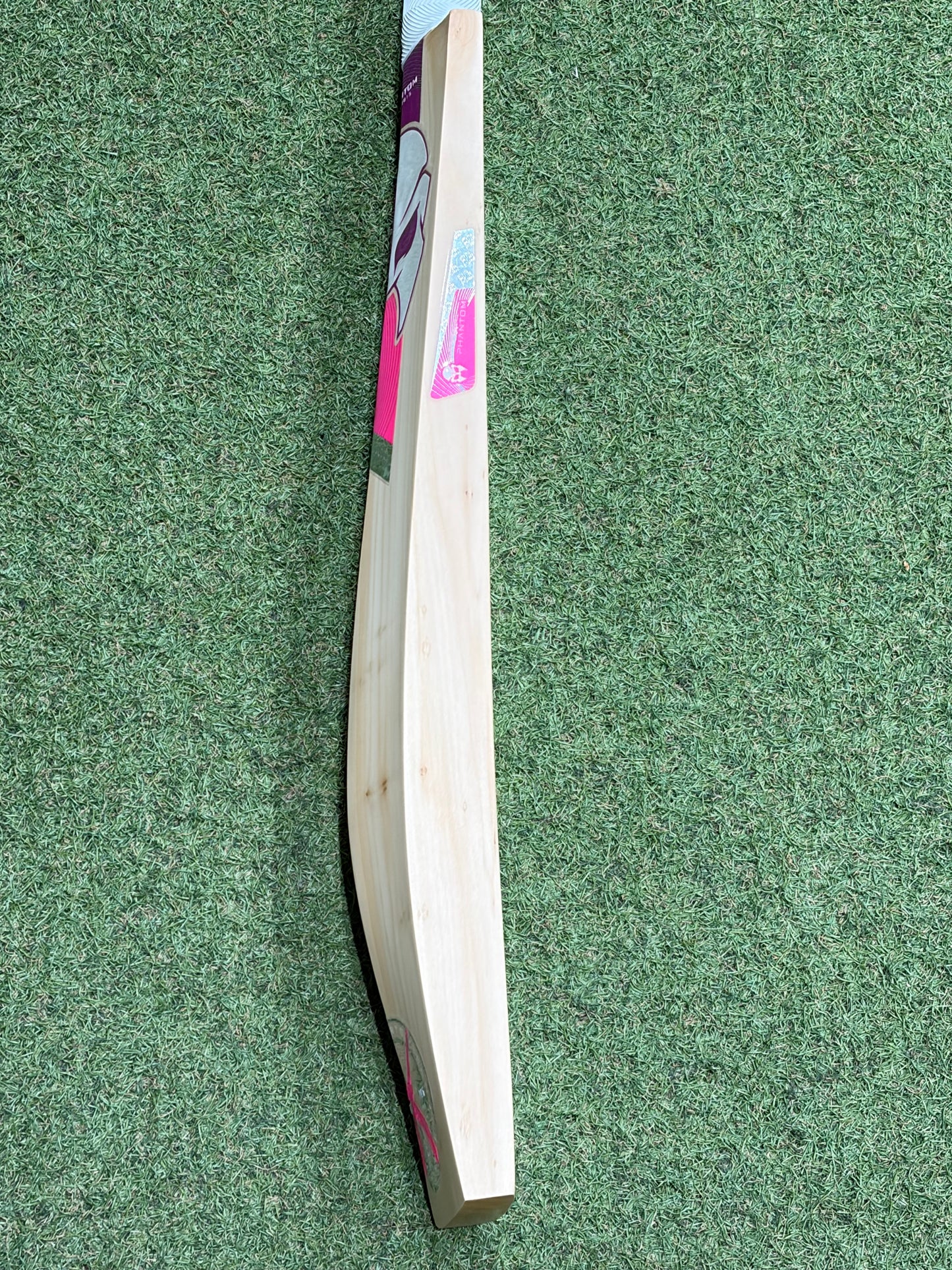 Phantom Shadow Custom Cricket Bat (2lb 8oz)