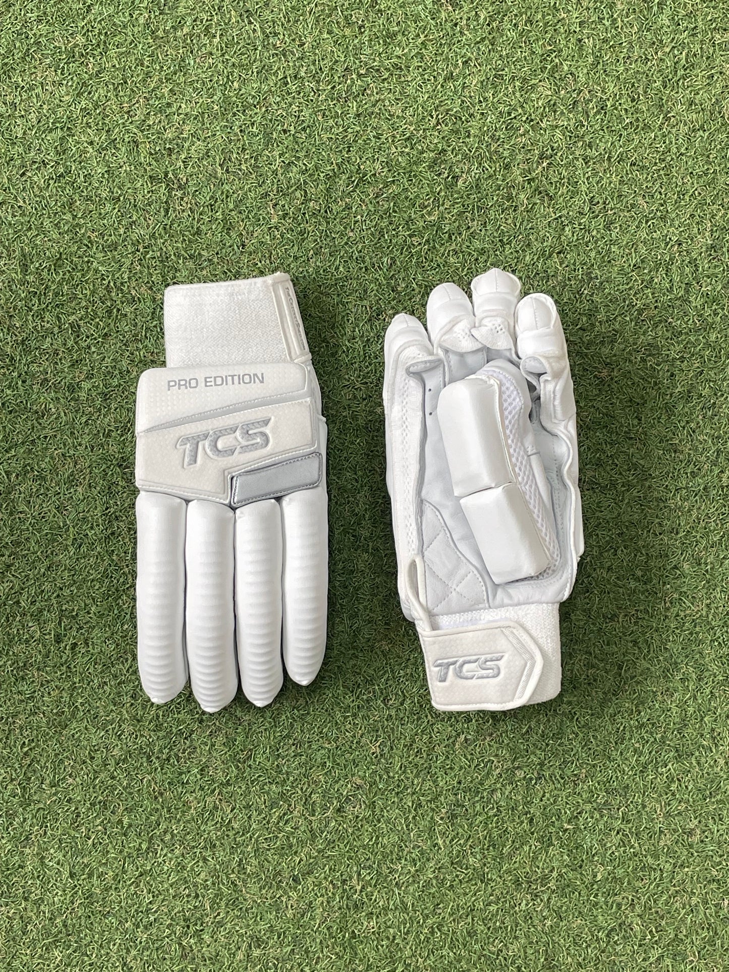 TCS Pro Edition Batting Gloves
