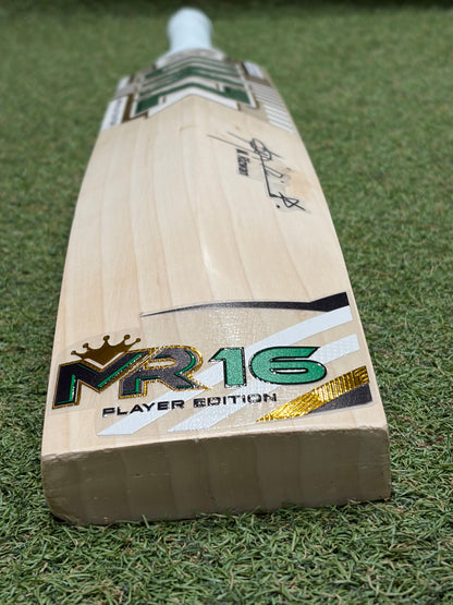 MB Malik Mohammed Rizwan Players Cricket Bat (2lb 9oz)
