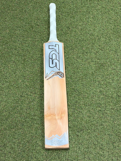 TCS Diamond Butterfly Cricket Bat (2lb 10oz)