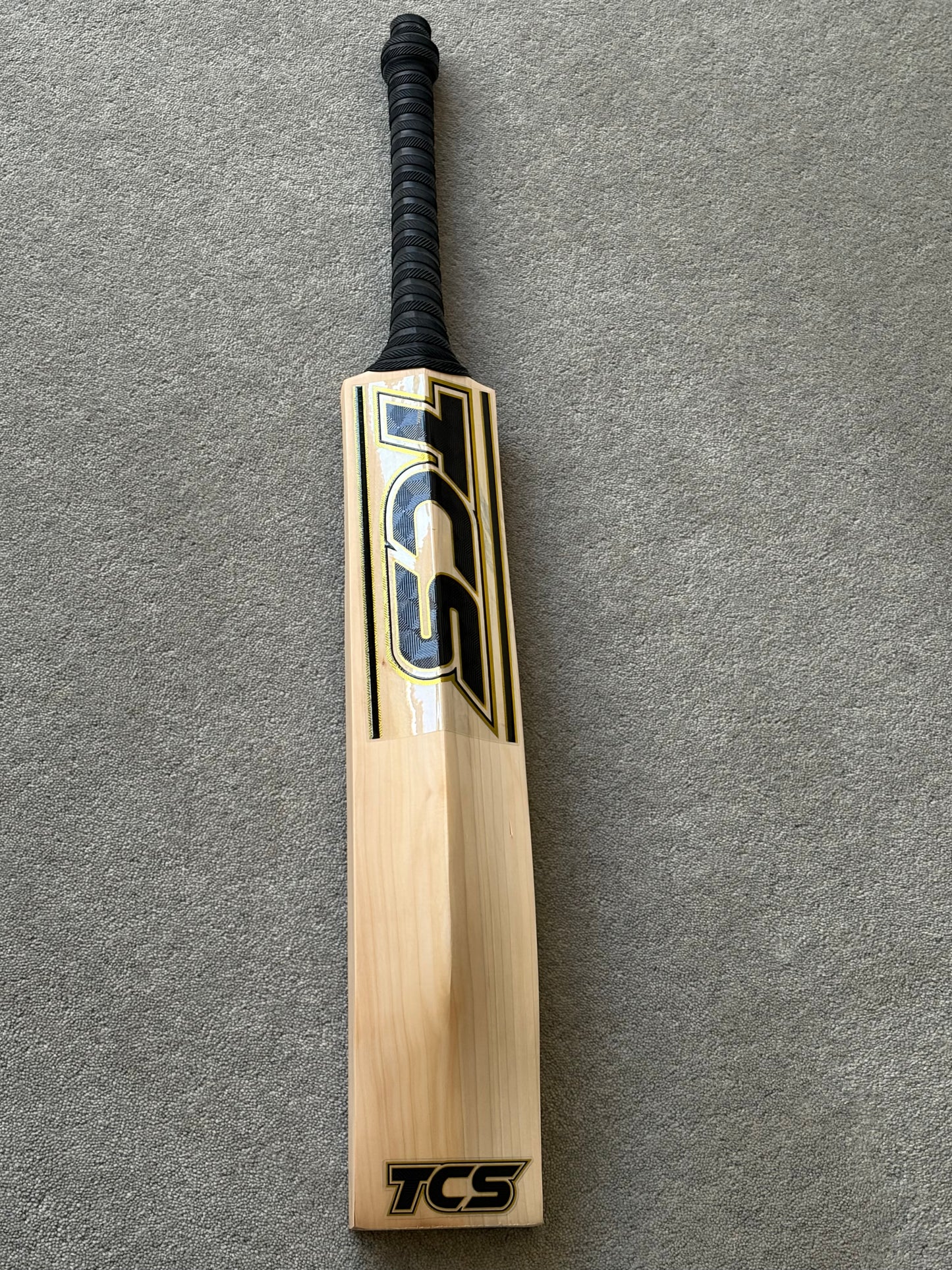 TCS Black Superior Cricket Bat (2lb 8oz)