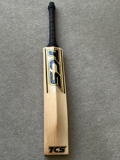 TCS Black Superior Cricket Bat (2lb 8oz)