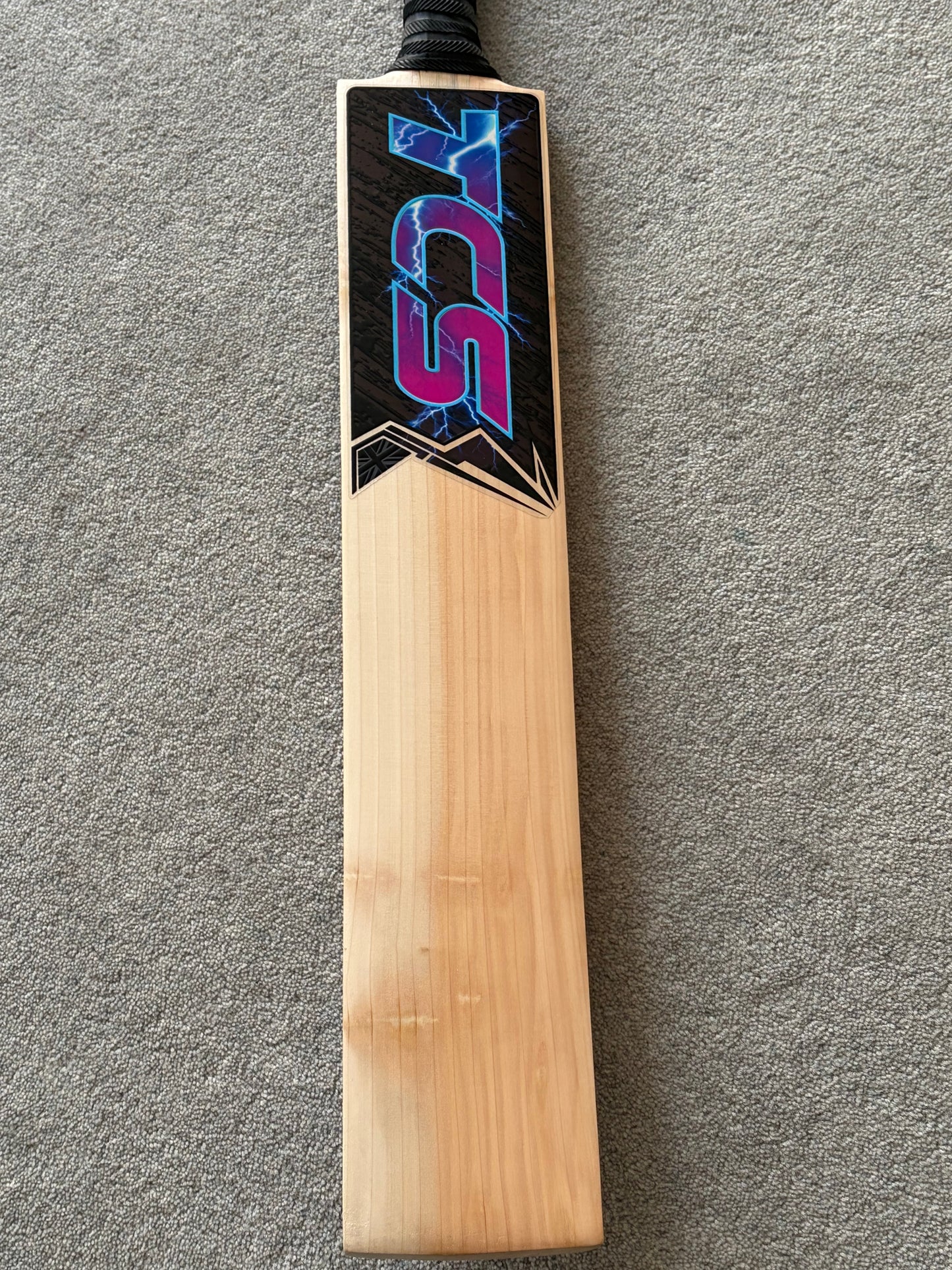 TCS Black Butterfly Cricket Bat (2lb 10oz)