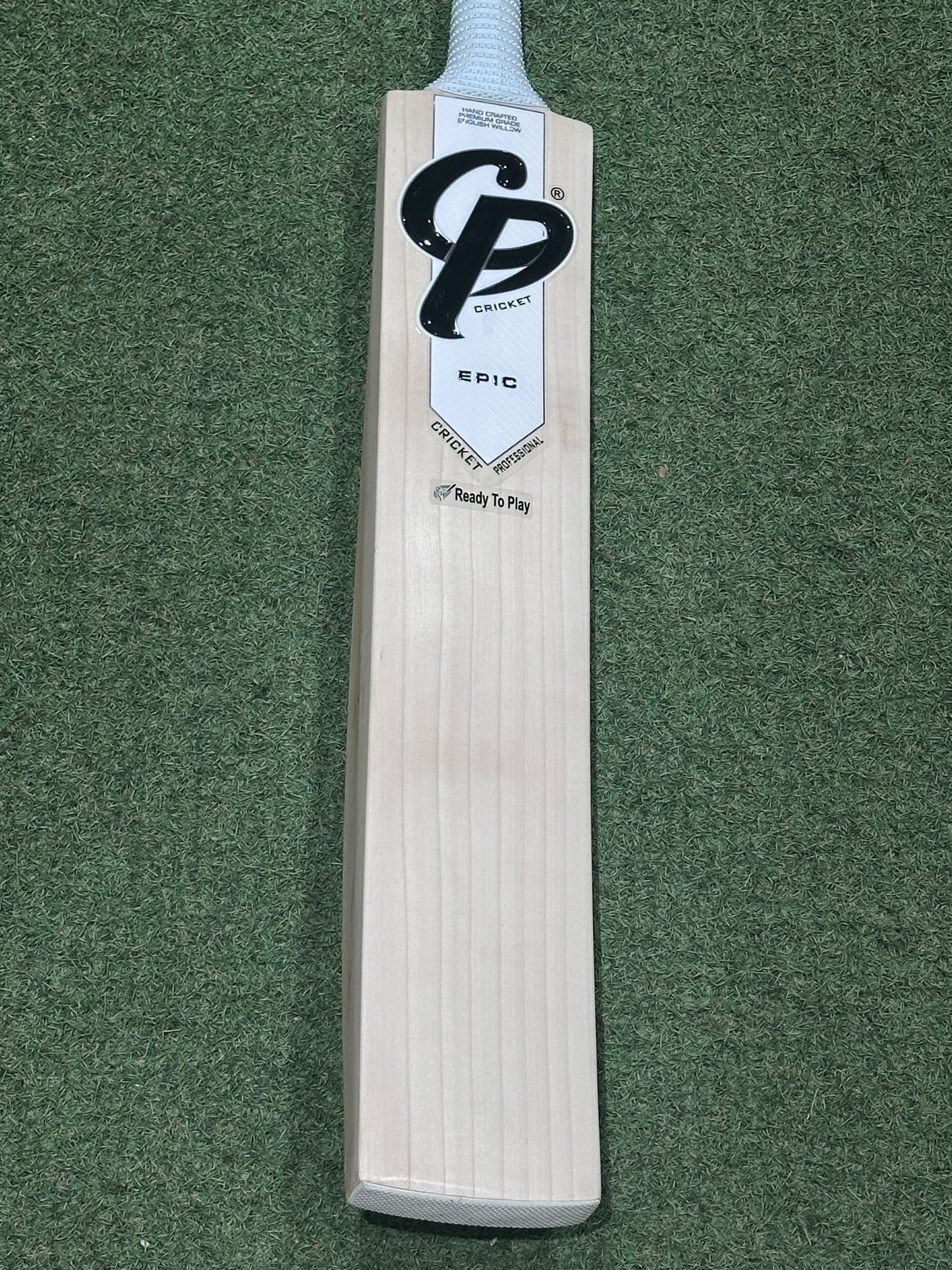CP Epic Player Grade Cricket Bat (2lb 11oz)