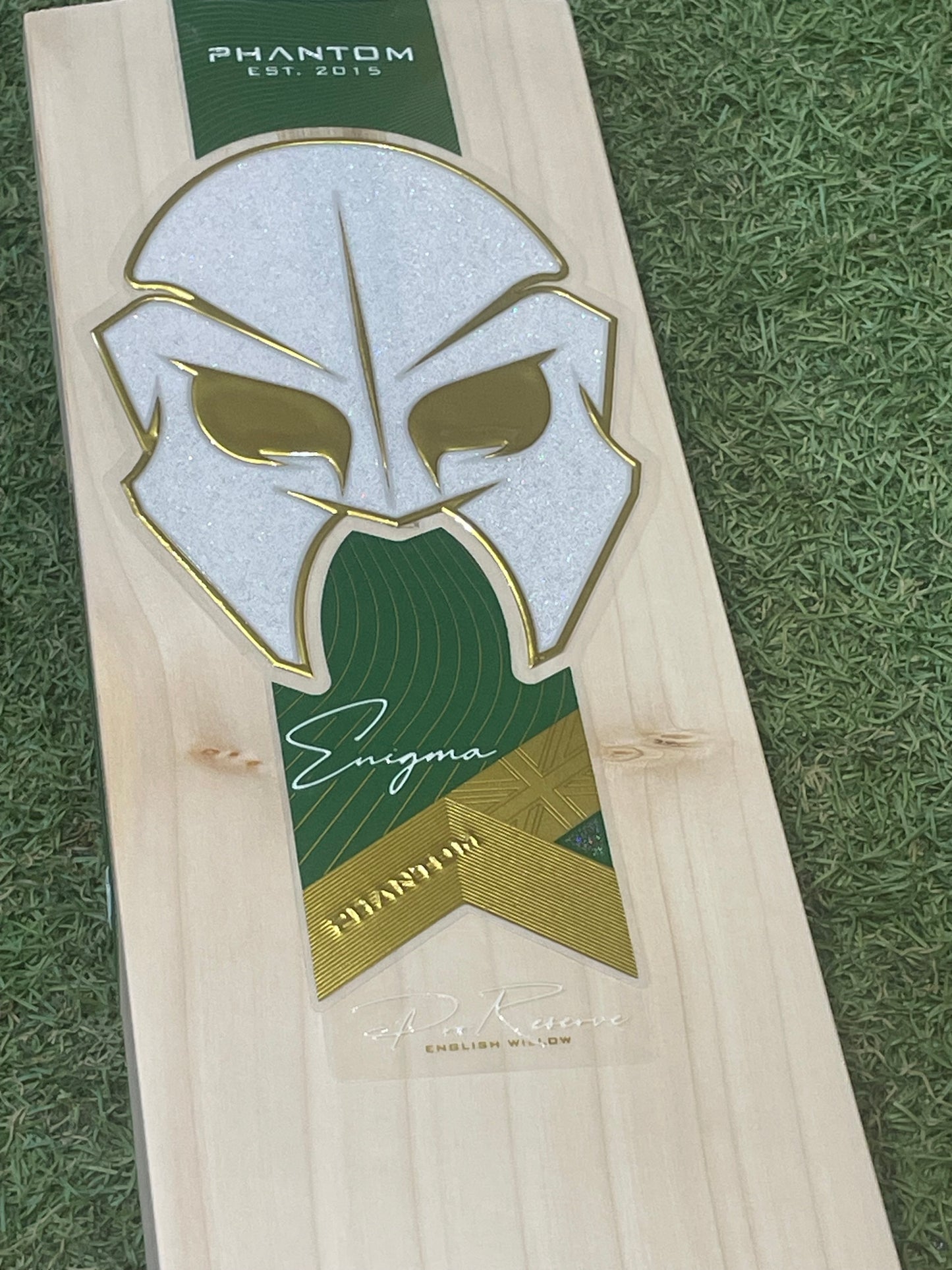 Phantom Enigma Pro-R Junior Size 6 Cricket Bat (2lb 3oz)