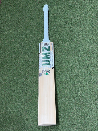 MB Malik Mohammed Rizwan Players Cricket Bat (2lb 7oz)