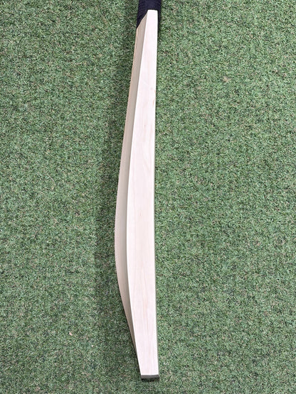 TCS Plain Grade 1+ Cricket Bat (2lb 9oz)