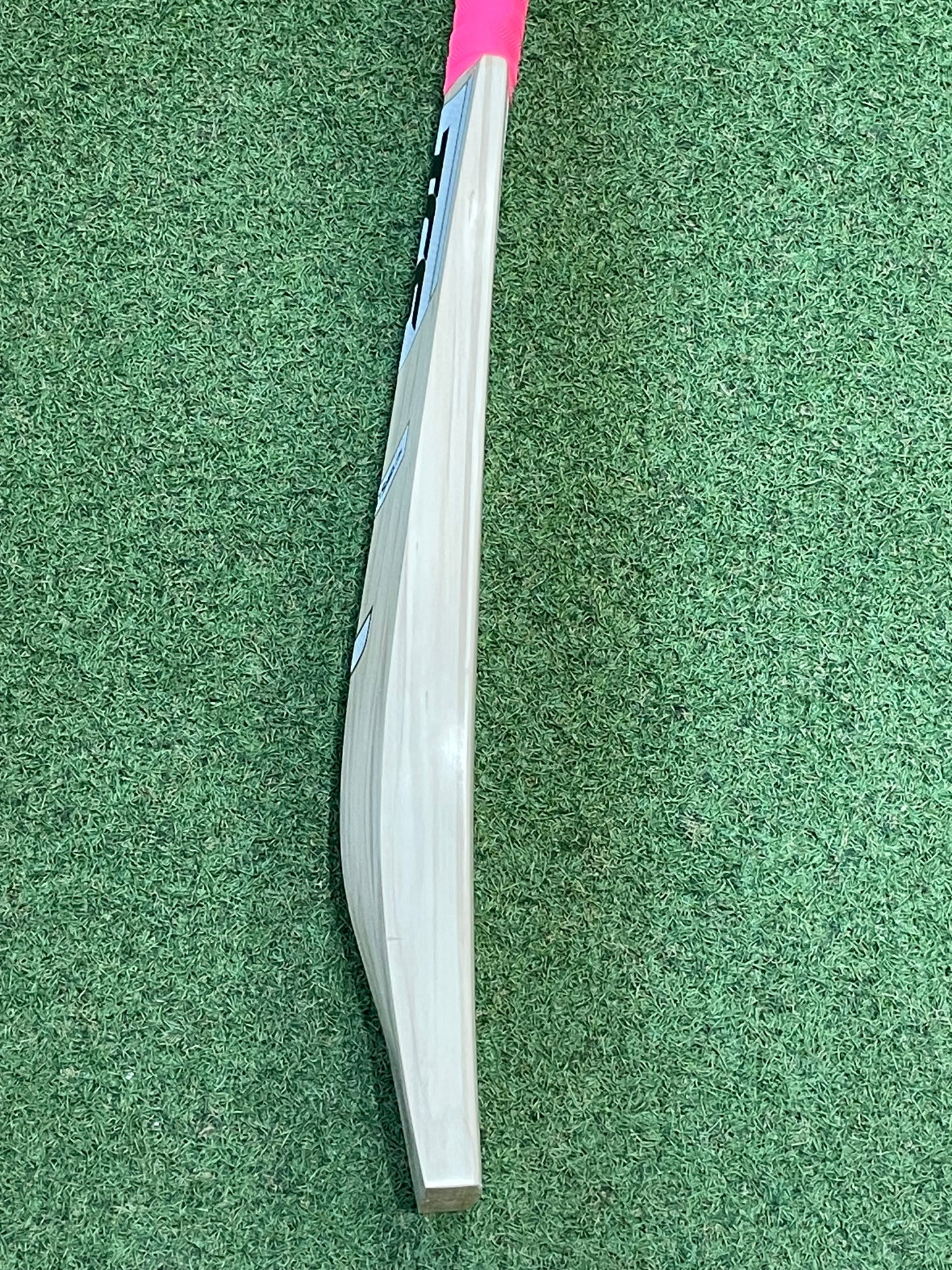 TCS White Edition II Cricket Bat (2lb 9oz)