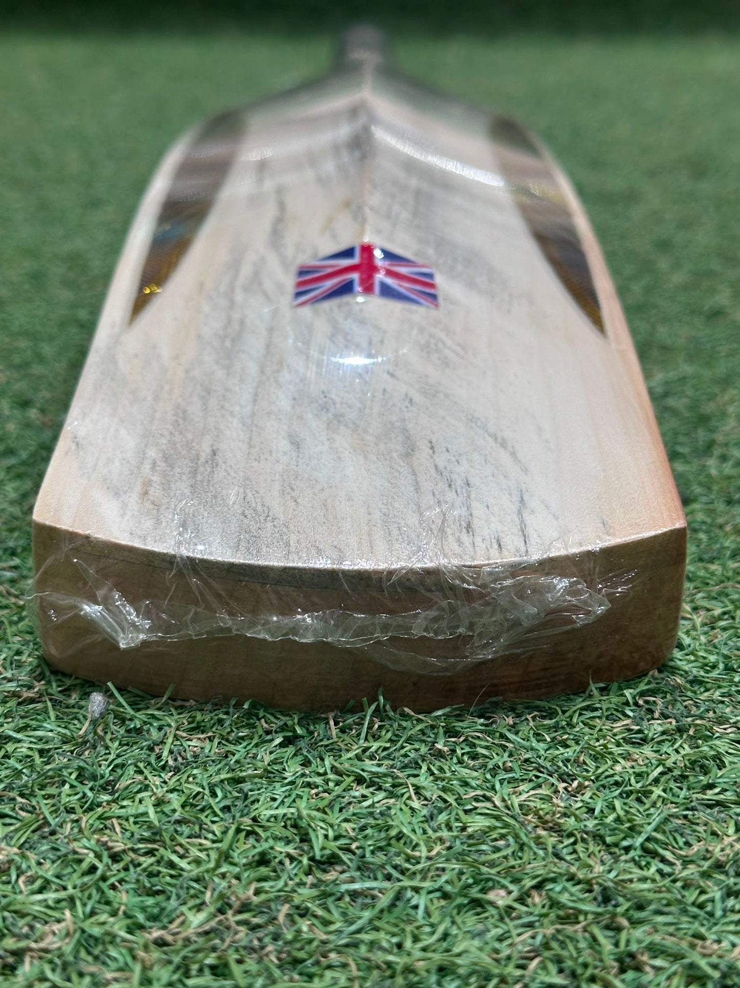 MIDS Players Laminate (Double Wood) Cricket Bat (2lb 9oz)