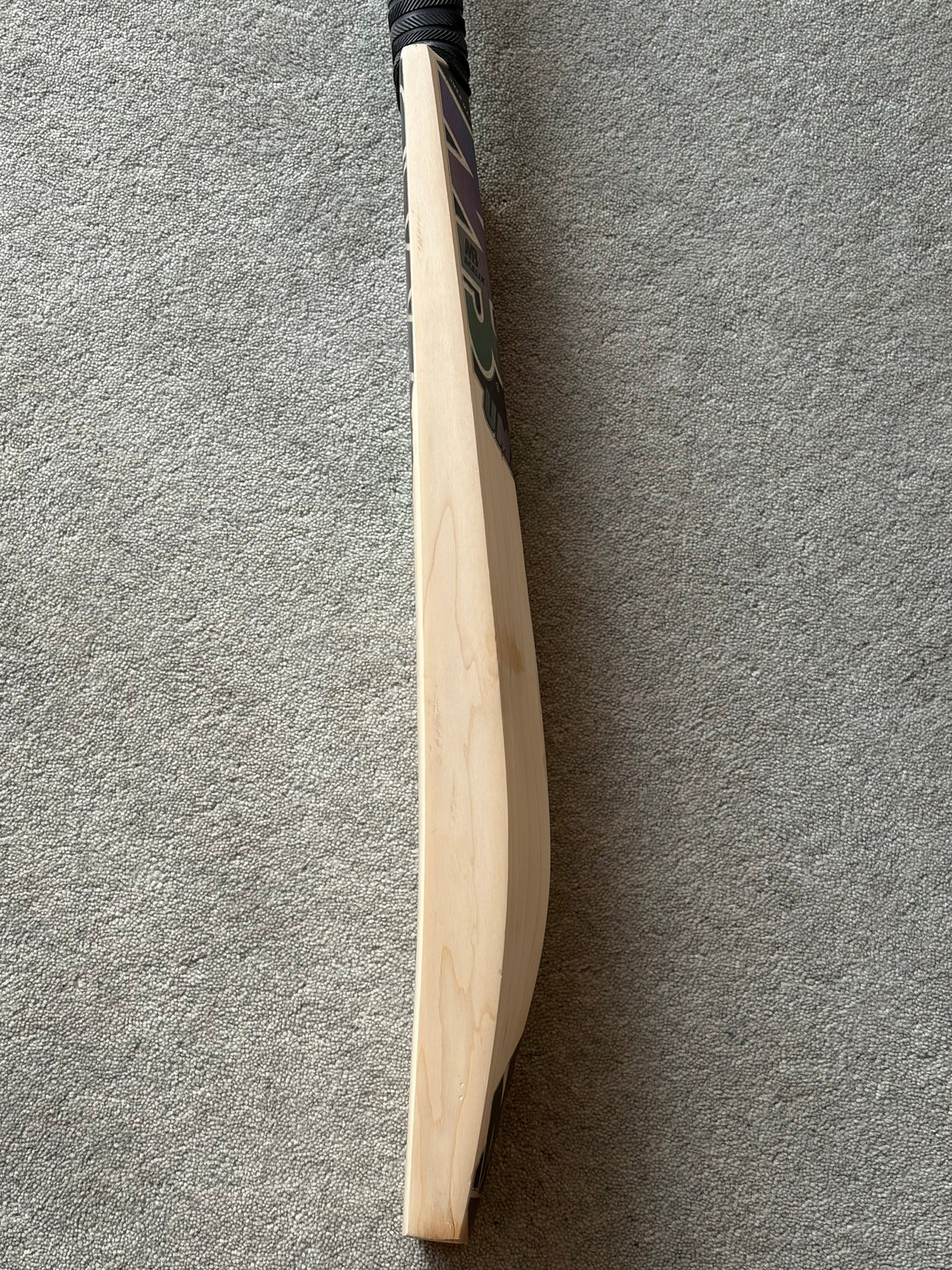 MB Malik UMZ Players Cricket Bat (2lb 9oz)