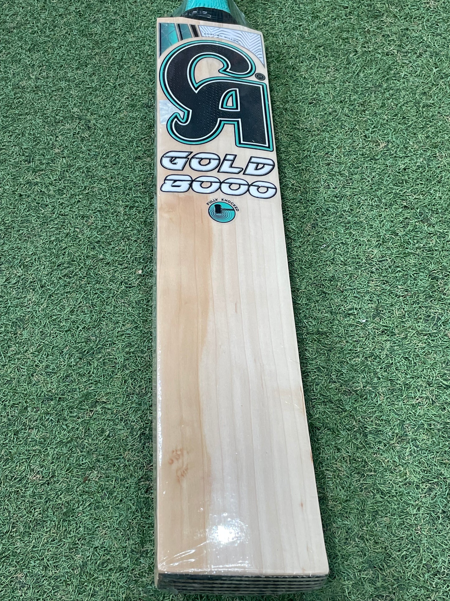 CA Gold 8000 Short Blade Long Handle Cricket Bat (2lb 10oz)