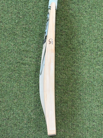 CA Pro Limited Edition Professional Players Asif Ali Cricket Bat (2lb 8oz)