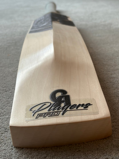 CA Pro Blackout Players Cricket Bat (2lb 10oz)
