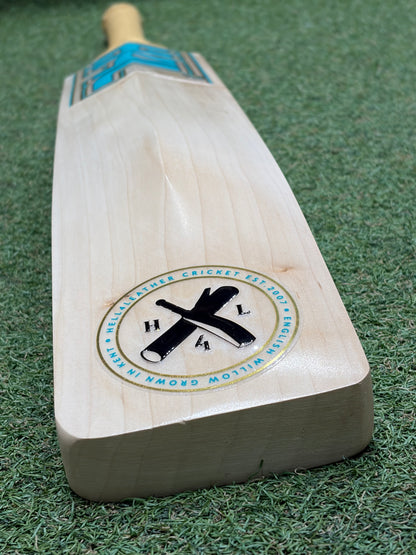 Hell 4 Leather (H4L) Pro Grade Cricket Bat (2lb 8oz)