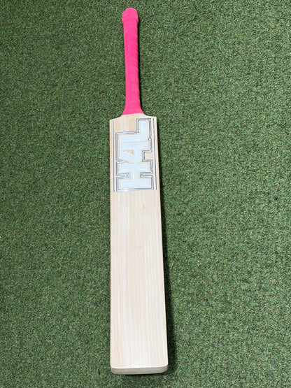 Hell 4 Leather (H4L) Pro Grade Cricket Bat (2lb 10oz)