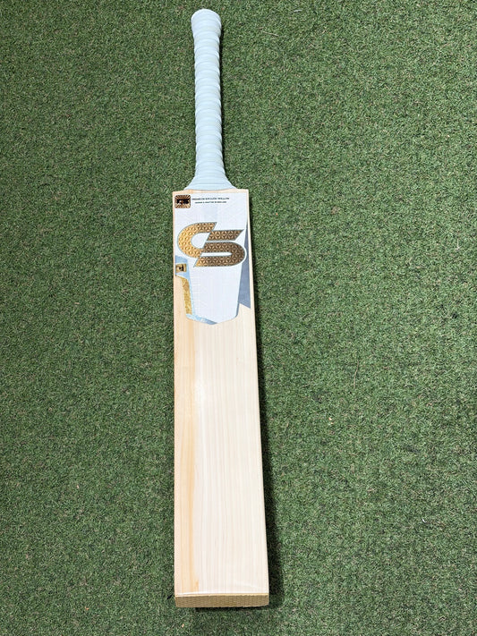 Cricket Station Pro Grade Cricket Bat (3lb 1oz)
