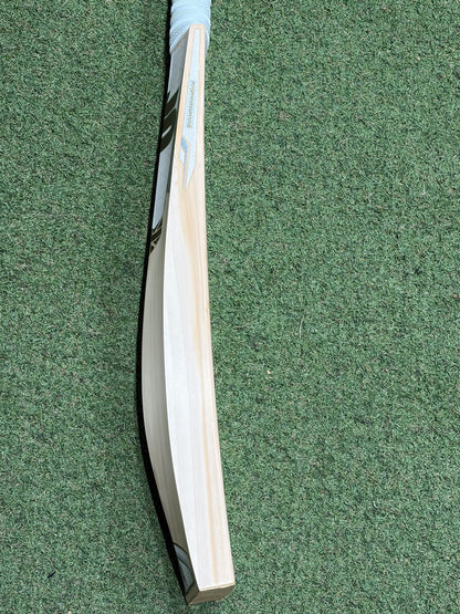 Cricket Station Pro Grade Cricket Bat (3lb 1oz)