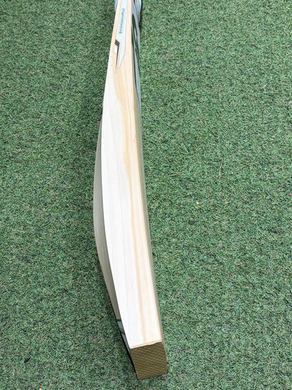 Cricket Station Pro Grade Cricket Bat (3lb 1oz)