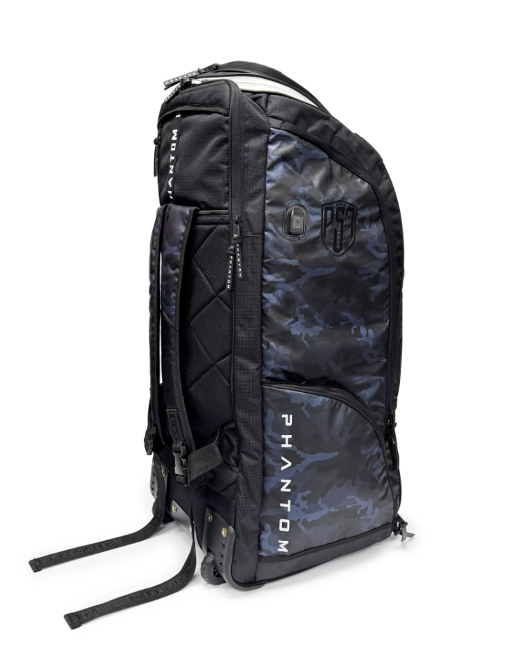 Phantom PS7 Wheelie Duffle Bag