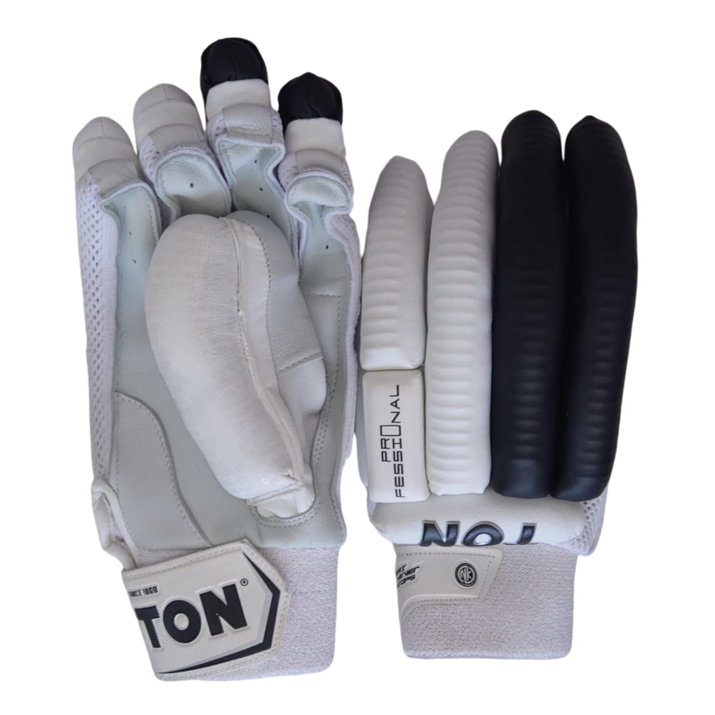 Ton Professional Batting Gloves