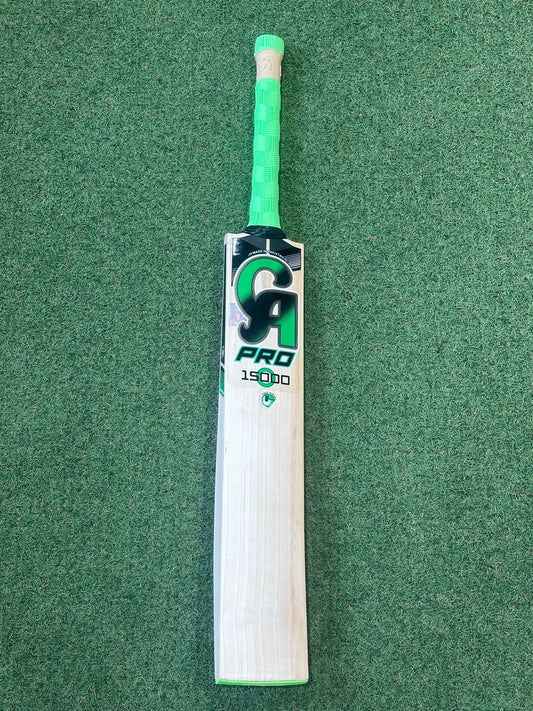CA Pro 15000 Harrow Junior Cricket Bat (2lb 4oz)